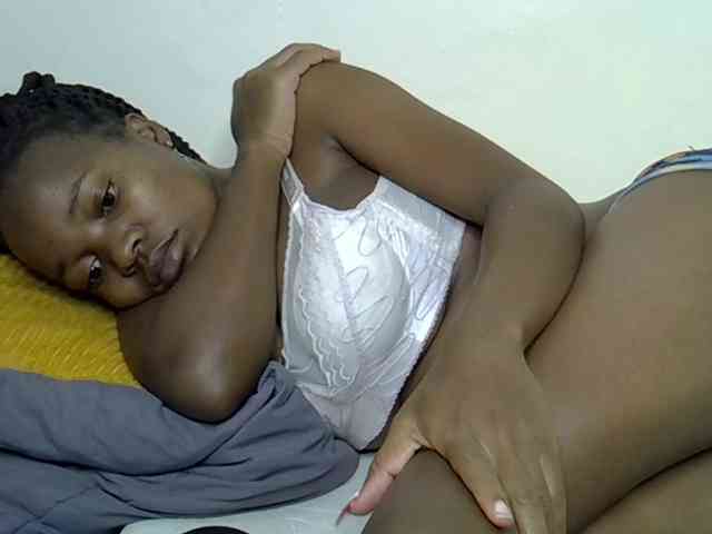 Ebonyj webcam