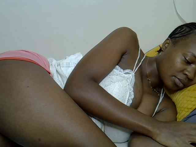 Ebonyj webcam