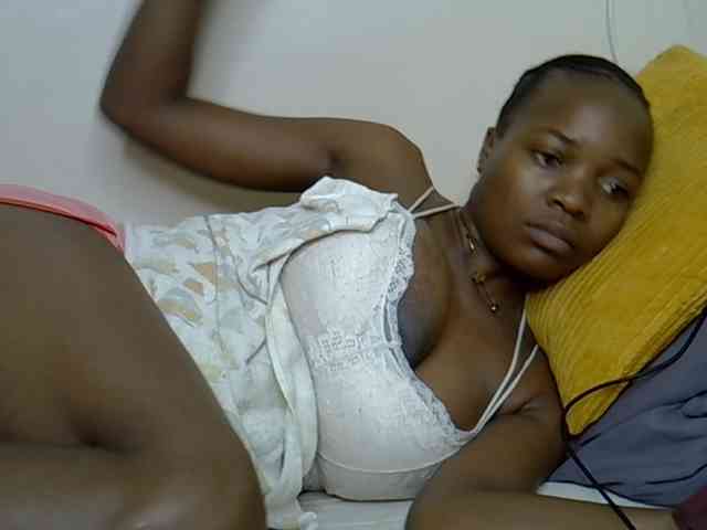 Ebonyj webcam