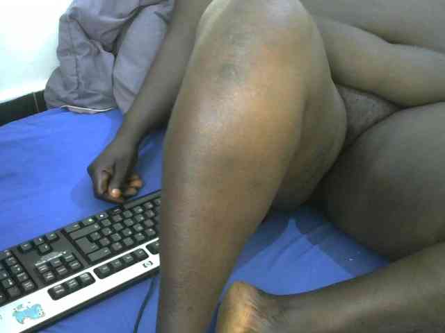 Ebonyj webcam