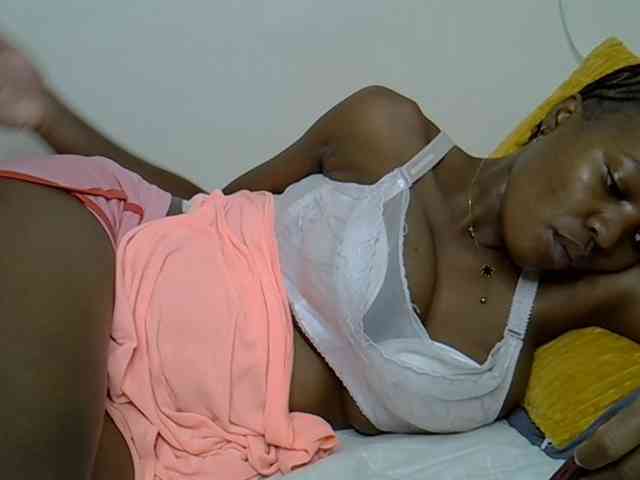 Ebonyj webcam
