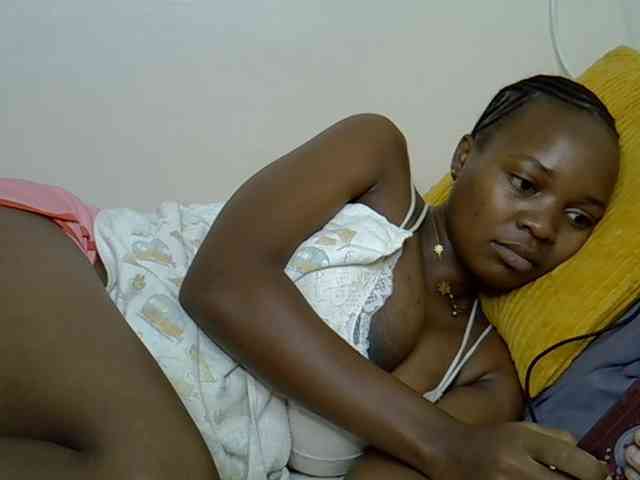 Ebonyj webcam