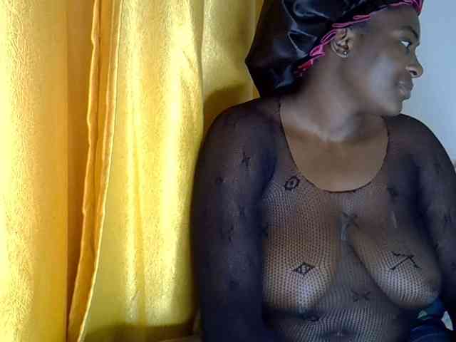 Ebonyj webcam