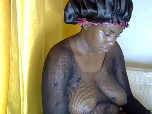 Ebonyj webcam