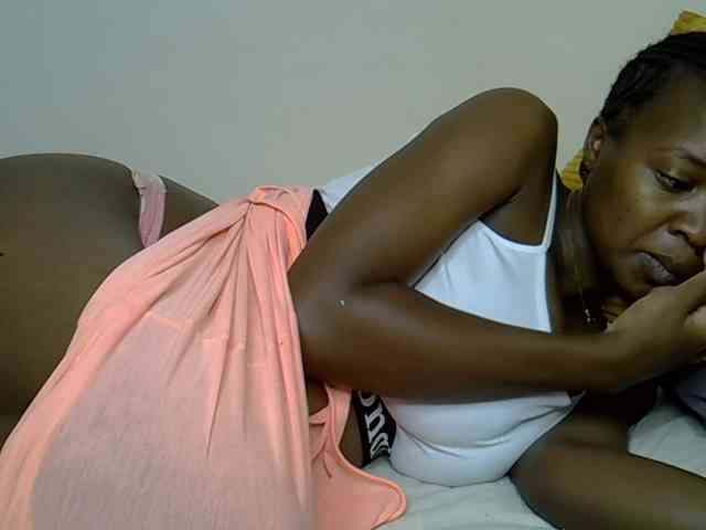 Ebonyj webcam