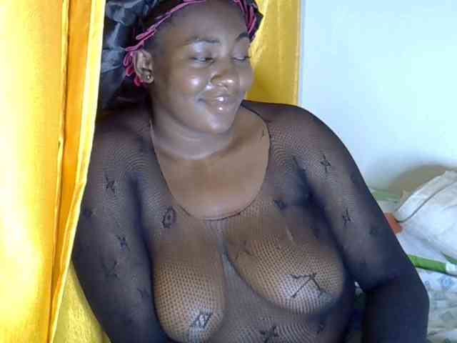 Ebonyj webcam