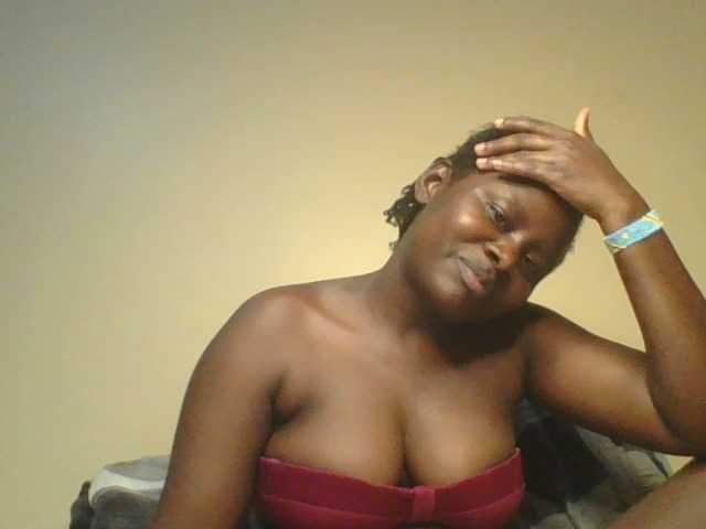 Loviett52 live cam on BongaCams