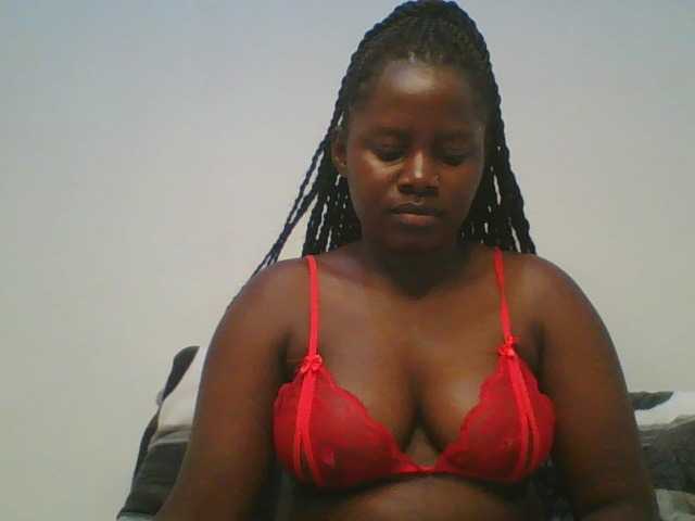Loviett52 live cam on BongaCams