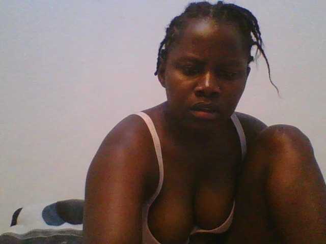 Loviett52 live cam on BongaCams