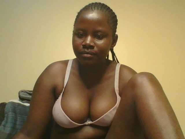 Loviett52 live cam on BongaCams