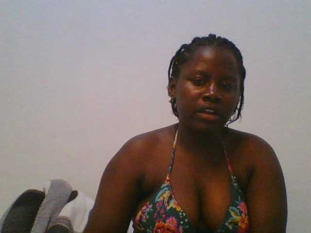 Loviett52 live cam on BongaCams