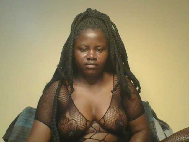 Loviett52 live cam on BongaCams