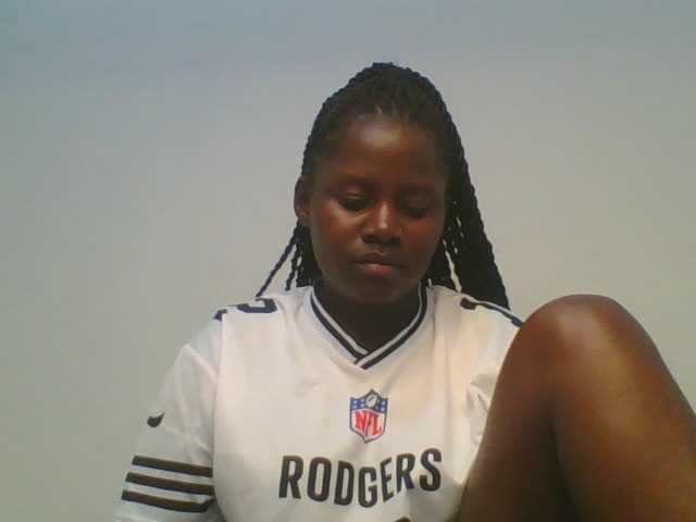 Loviett52 live cam on BongaCams