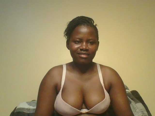 Loviett52 live cam on BongaCams