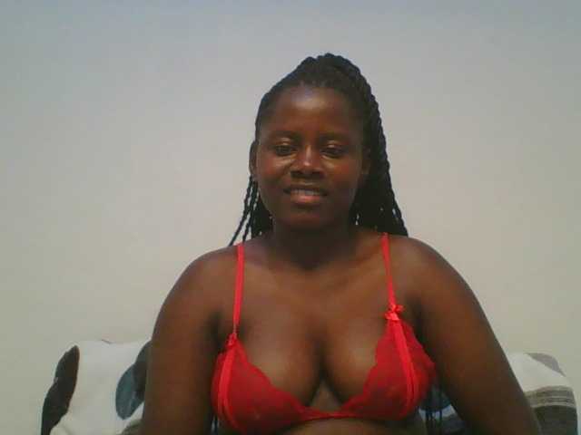 Loviett52 live cam on BongaCams