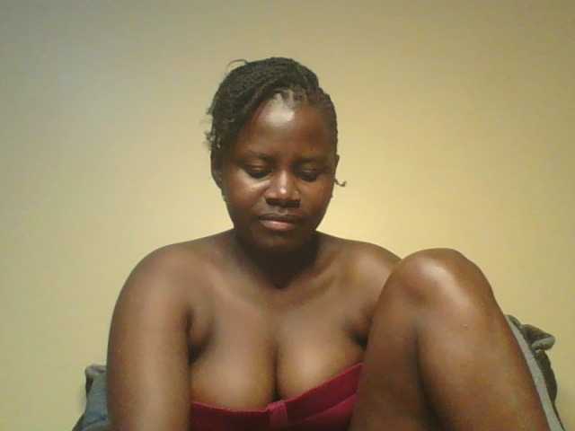 Loviett52 live cam on BongaCams