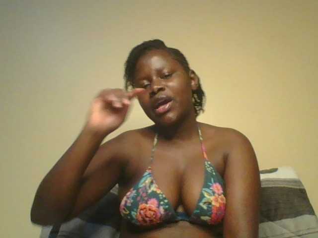 Loviett52 live cam preview
