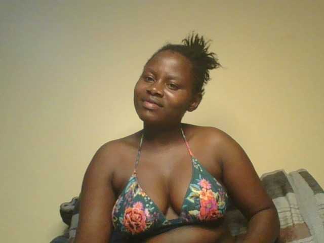 Loviett52 live cam on BongaCams