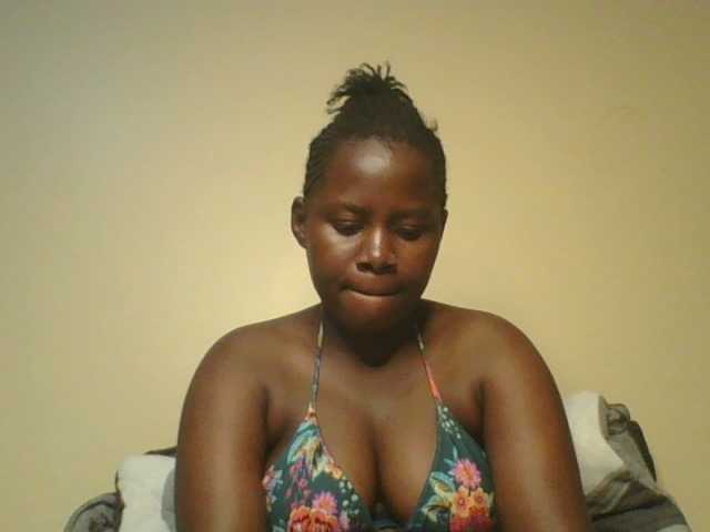 Loviett52 live cam preview