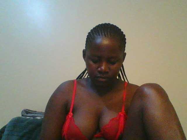 Loviett52 live cam on BongaCams
