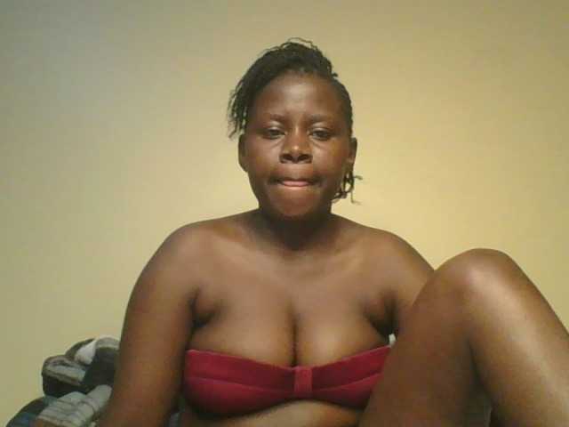 Loviett52 live cam on BongaCams
