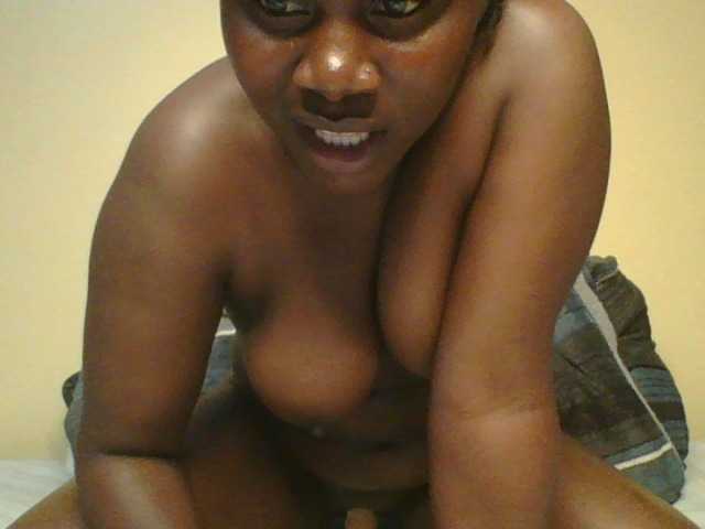 Loviett52 live cam preview