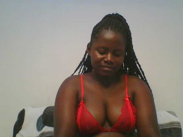 Loviett52 live cam on BongaCams