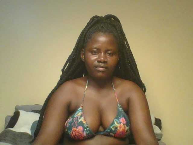 Loviett52 live cam preview