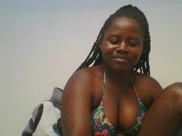 Loviett52 live cam on BongaCams