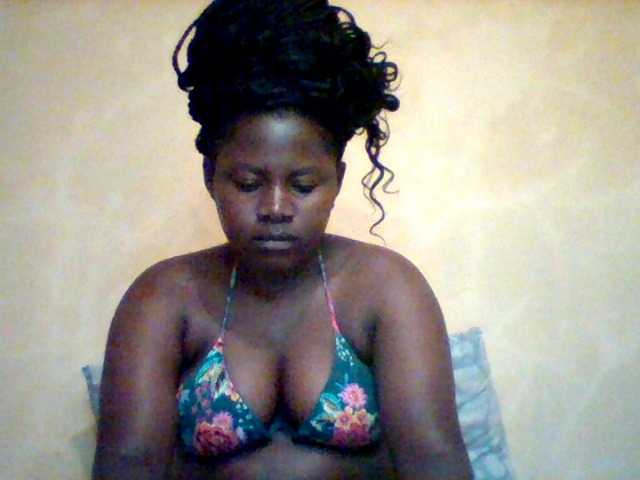 Loviett52 webcam
