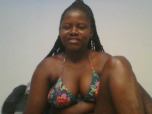 Loviett52 live cam on BongaCams