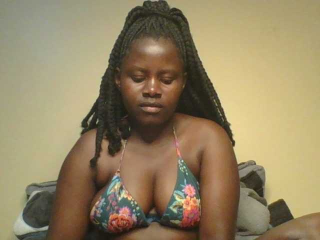 Loviett52 live cam preview