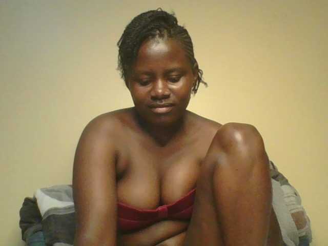 Loviett52 live cam on BongaCams