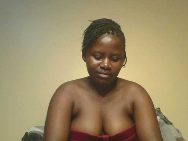 Loviett52 live cam on BongaCams