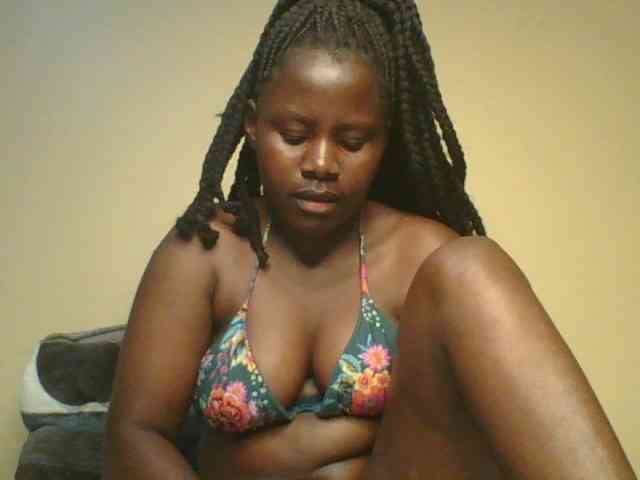 Loviett52 webcam