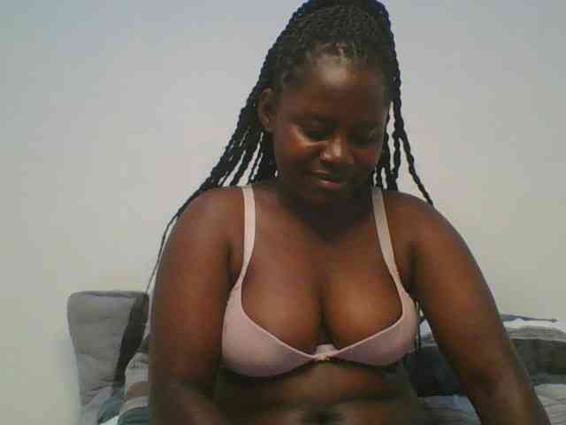 Loviett52 webcam