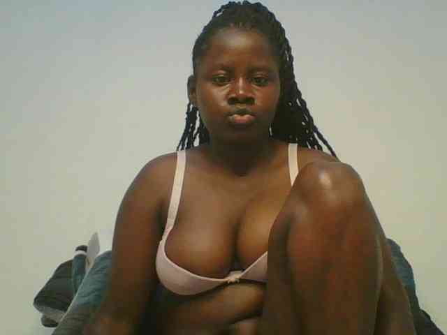 Loviett52 webcam