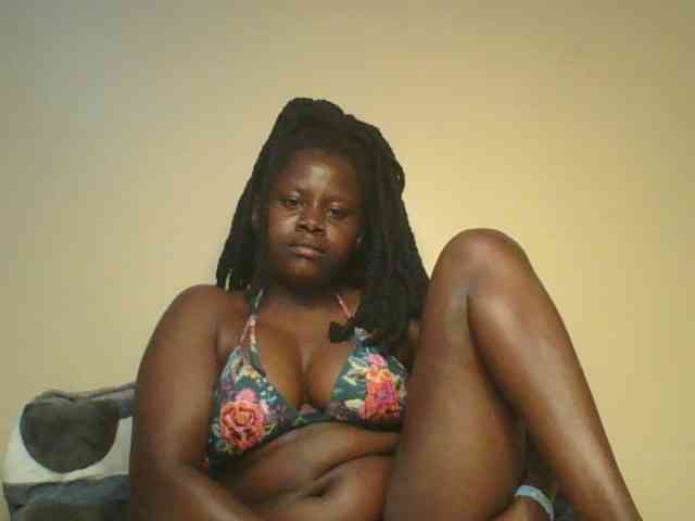 Loviett52 webcam