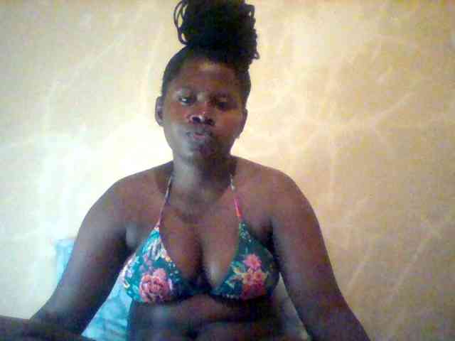 Loviett52 webcam