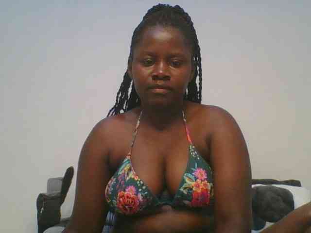 Loviett52 webcam