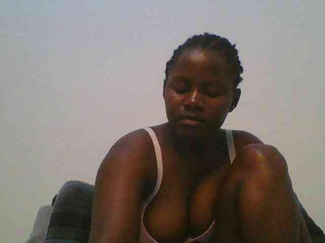 Loviett52 webcam