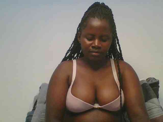 Loviett52 webcam