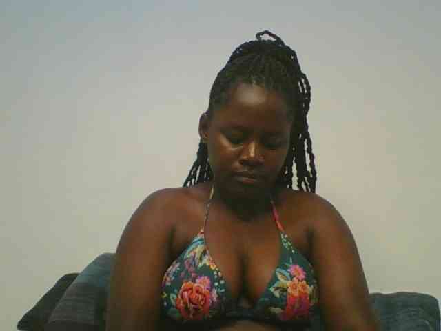 Loviett52 webcam