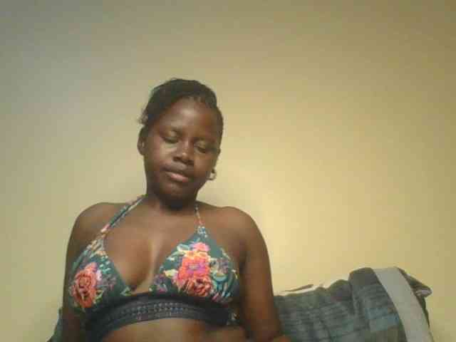 Loviett52 webcam