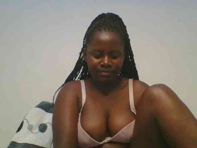 Loviett52 webcam