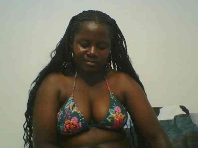 Loviett52 webcam