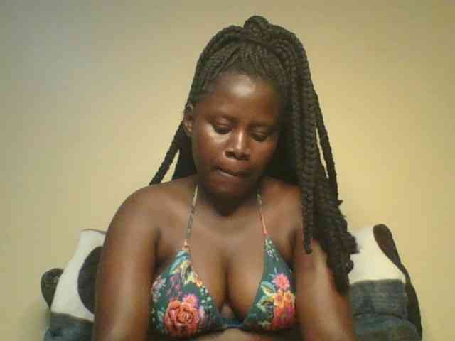 Loviett52 webcam