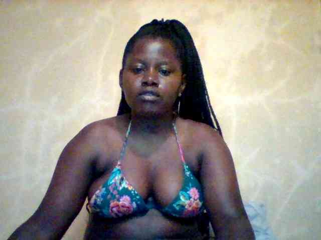Loviett52 webcam