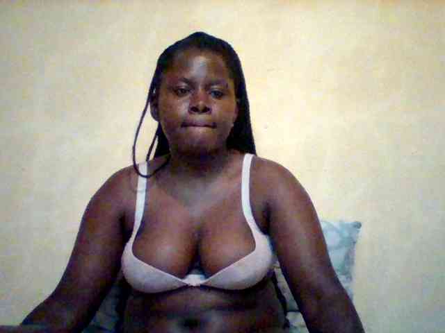 Loviett52 webcam