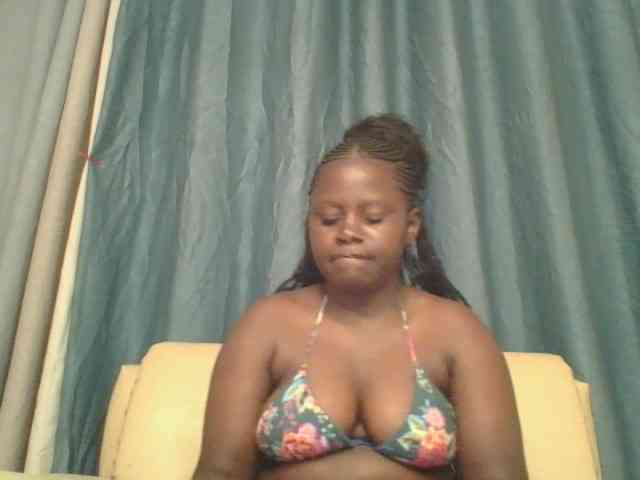 Loviett52 webcam
